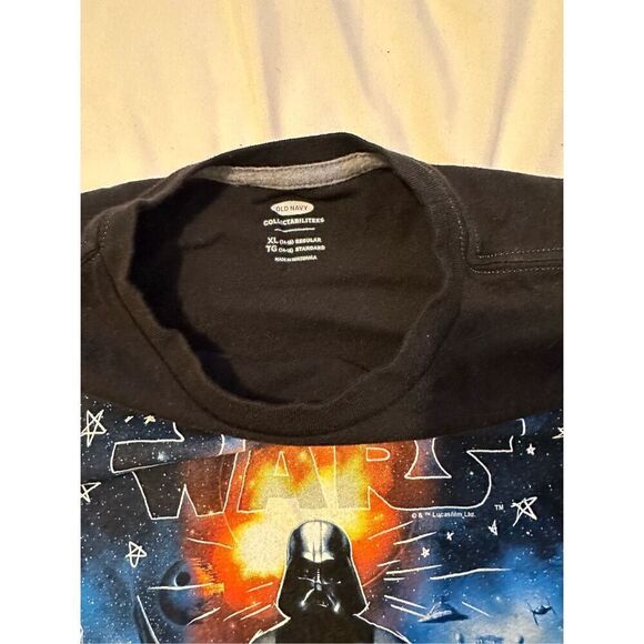 Old navy boys T-shirt size XL - Picture 2 of 2